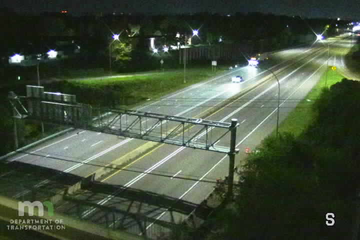 I-35W SB @ 82nd St live camera view