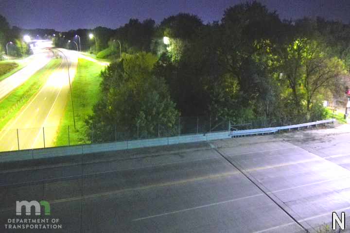 T.H.52 NB @ Thompson Ave live camera view