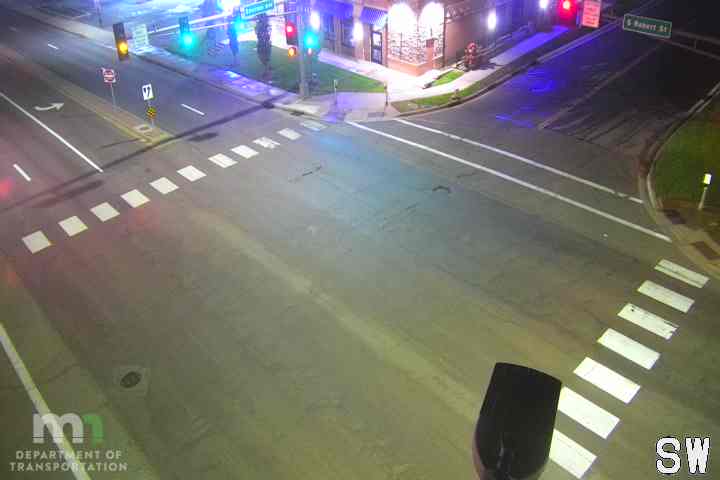 Robert St NB @ Emerson Ave live camera view