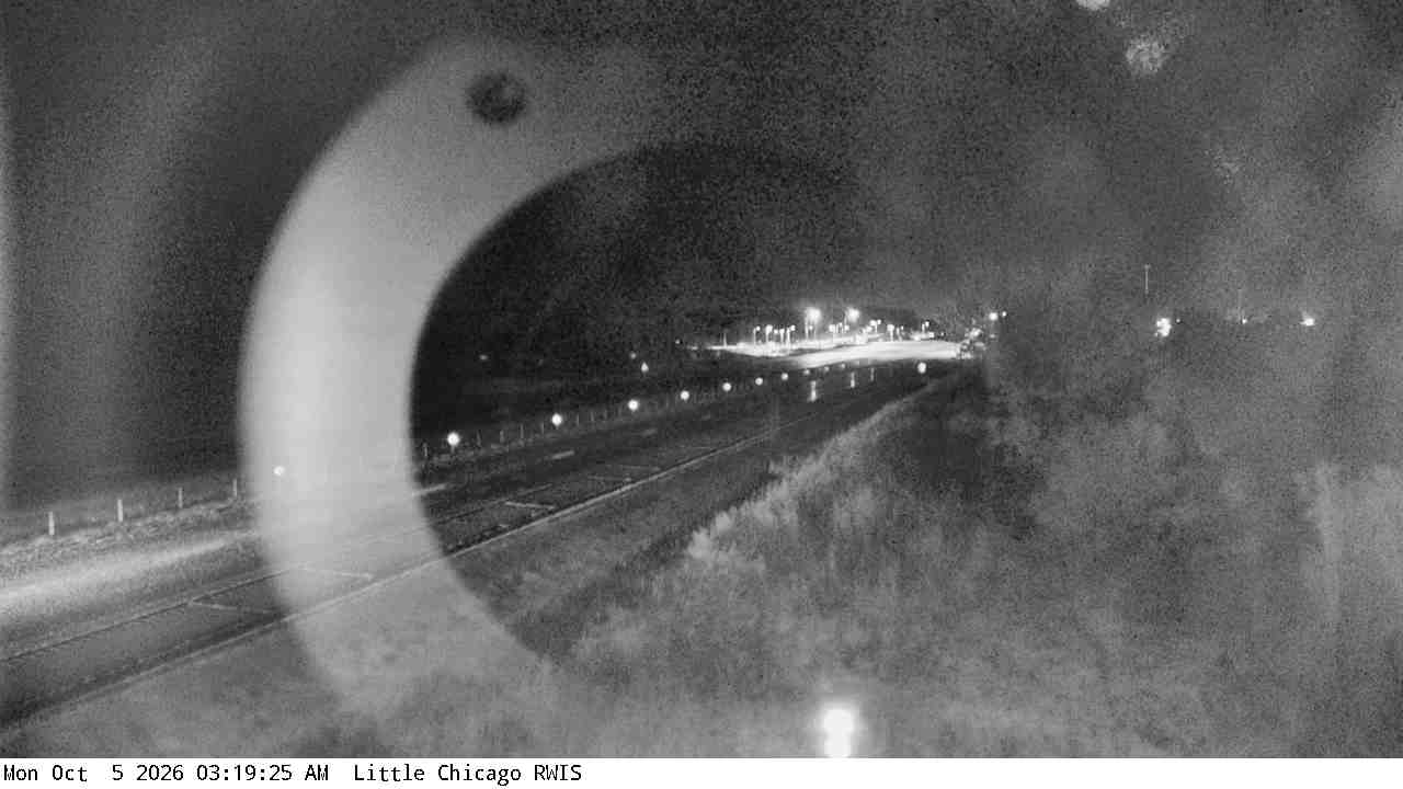 I-35 (Little Chicago - MP 70.0) View 5 live camera view