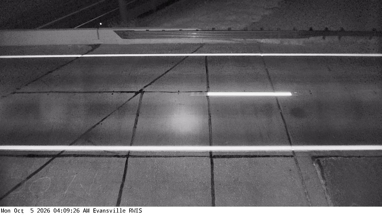 I-94 (Evansville - MP 82.8) View 1 live camera view