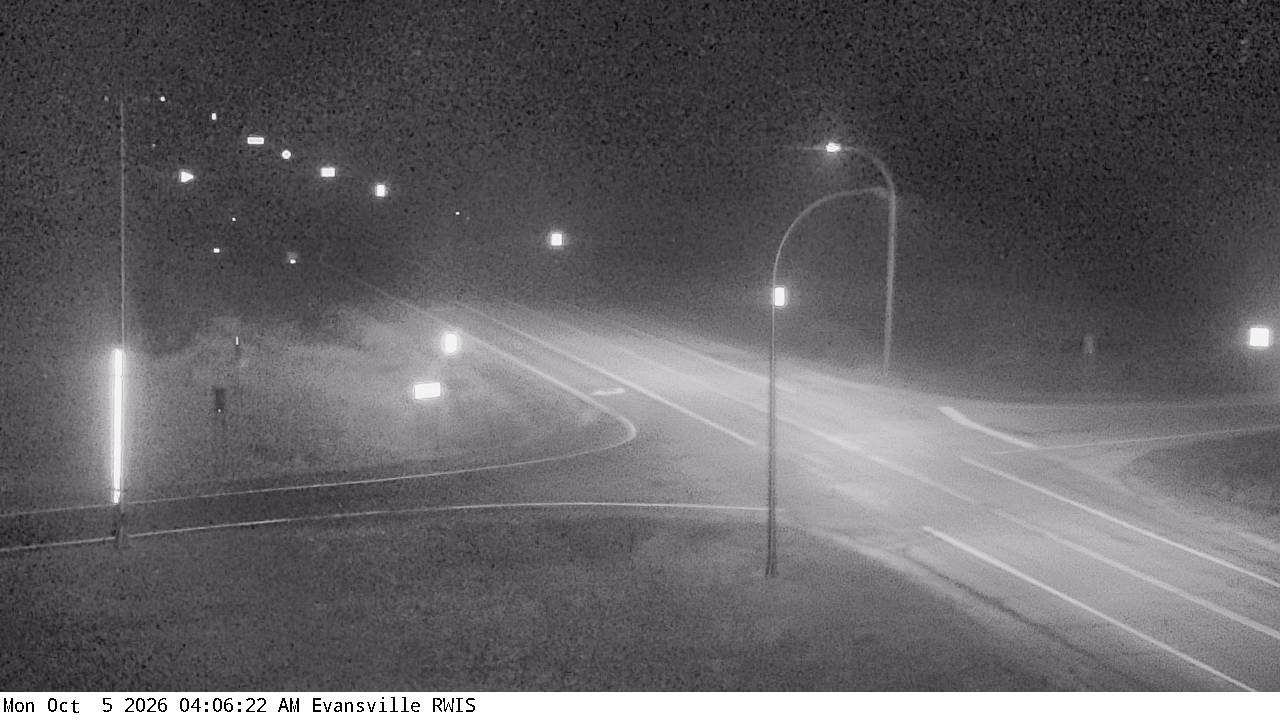 I-94 (Evansville - MP 82.8) View 5 live camera view