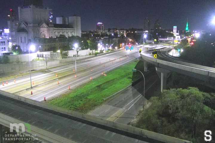 I-394 EB @ I-94 SB live camera view