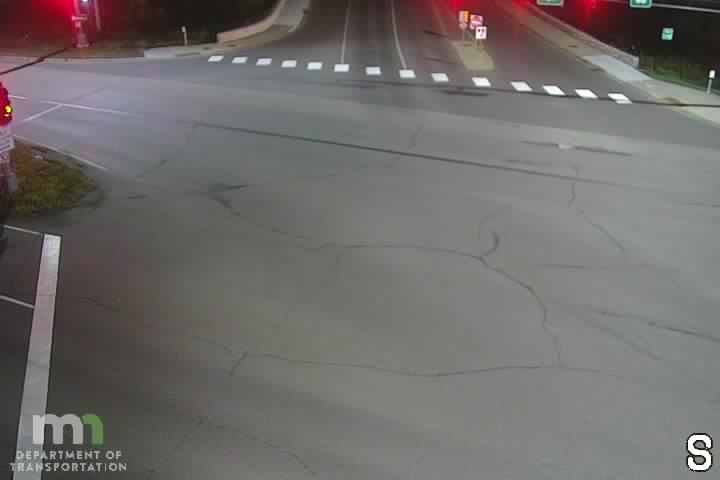 T.H.55 WB @ Sioux Dr (CR-101 North) live camera view
