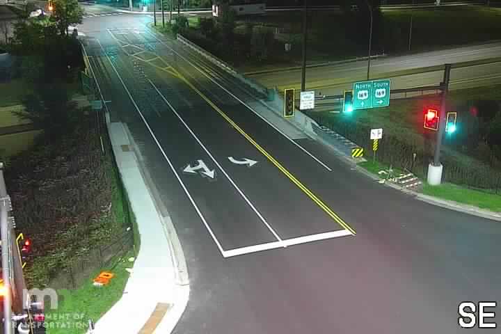 U.S.169 SB @ Cedar Lake Rd WB (West Intersection) live camera view