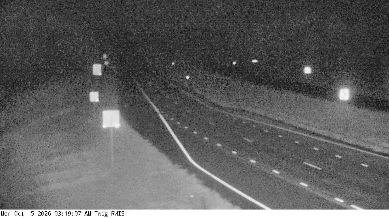 U.S.53 (Twig - MP 20) View 2 live camera view