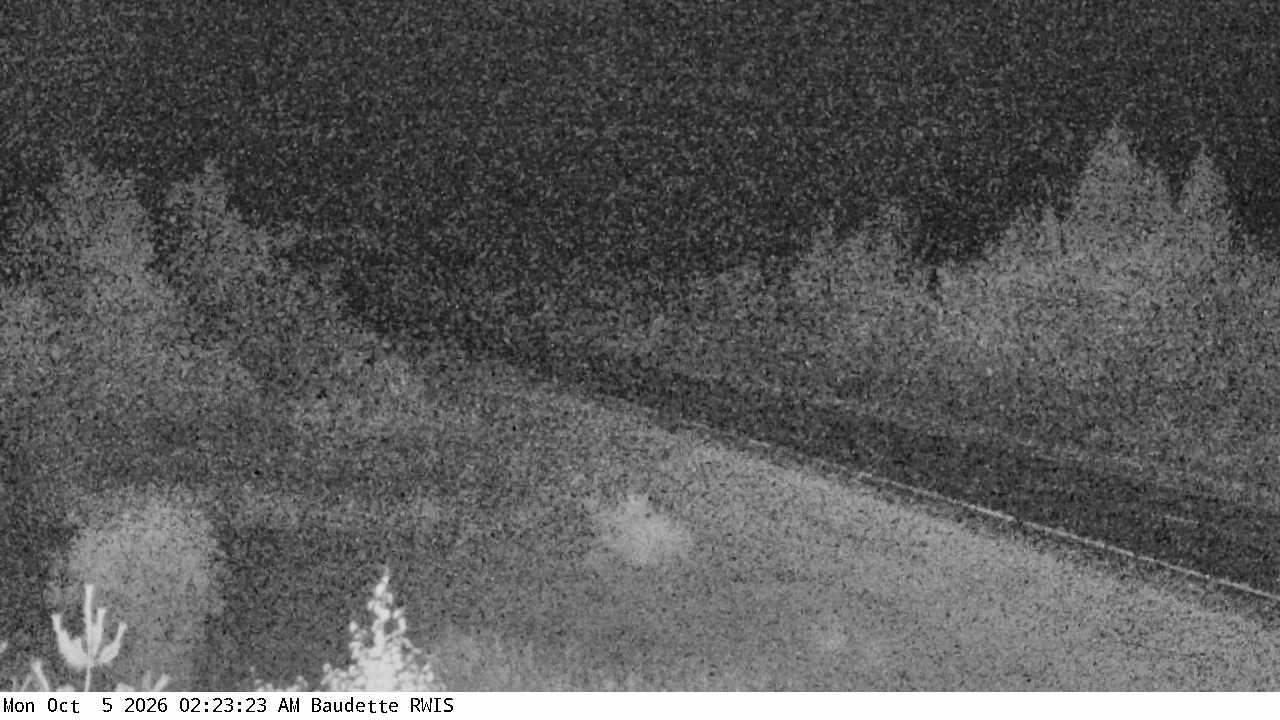 T.H.72 (Baudette - MP 67.85) View 2 live camera view