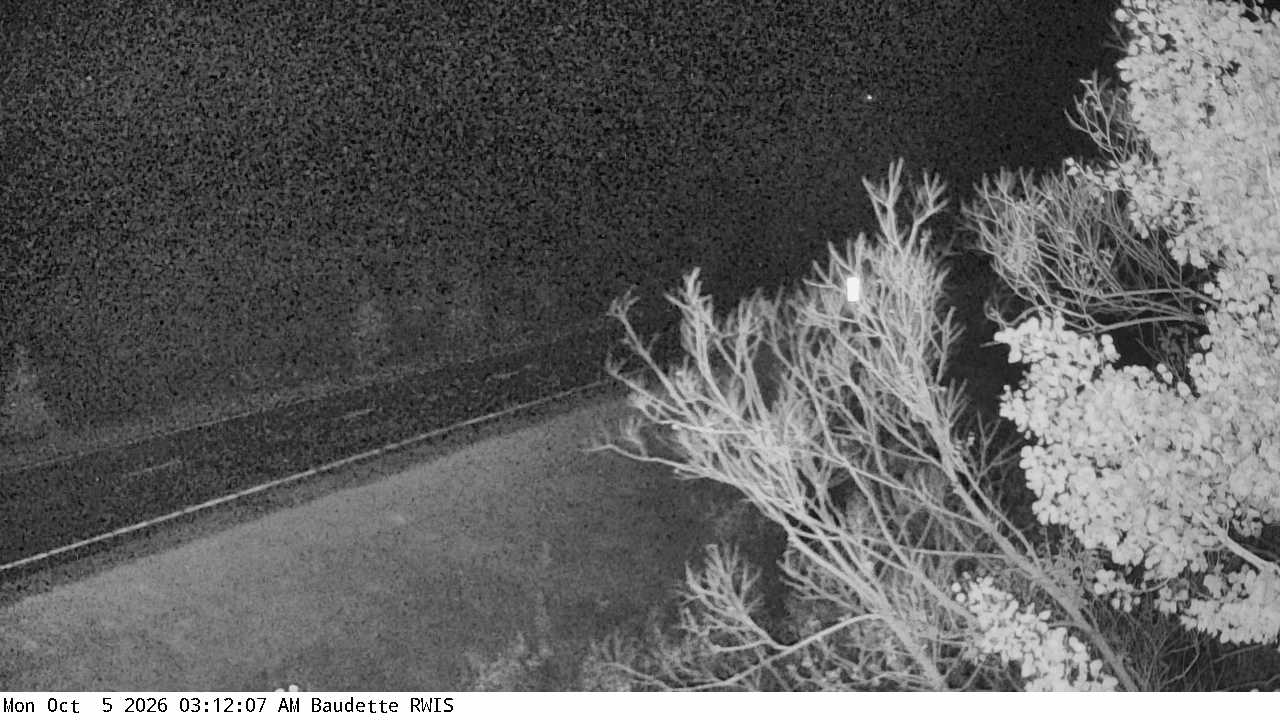 T.H.72 (Baudette - MP 67.85) View 3 live camera view