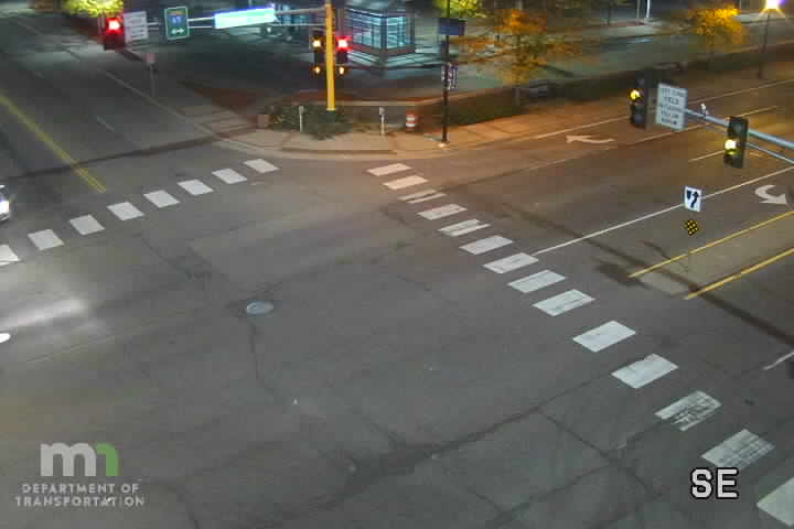 T.H.65 SB @ 41st Ave live camera view