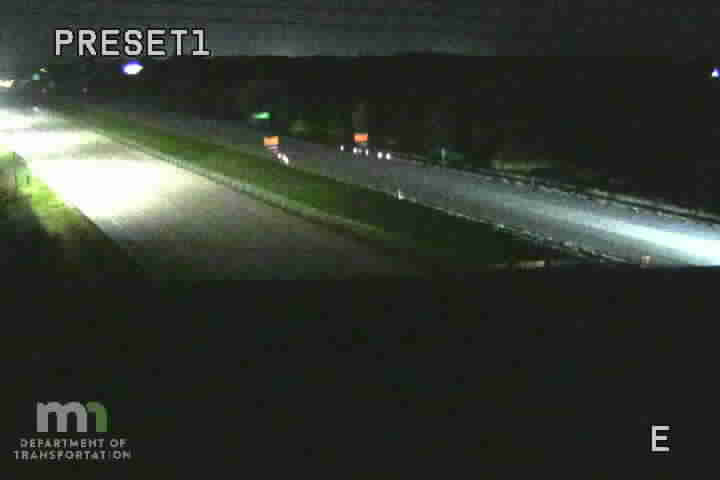 I-94 WB @ Co Rd 21 (Stagecoach Trl) live camera view