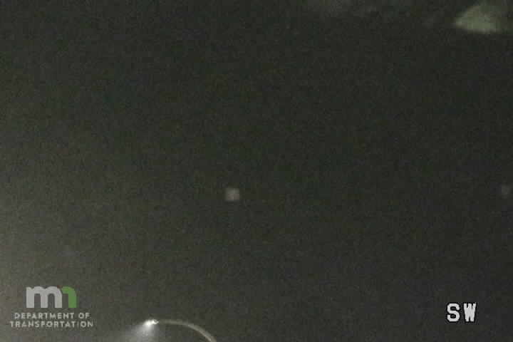 I-35 SB (MP 35 Straight River R A) live camera view
