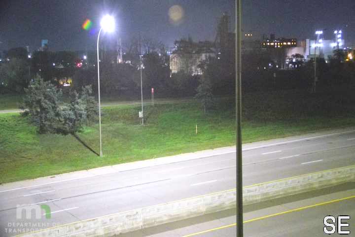 I-94 EB @ Dowling Ave live camera view