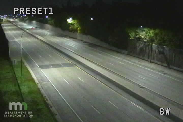 T.H.100 NB N of Duluth St live camera view