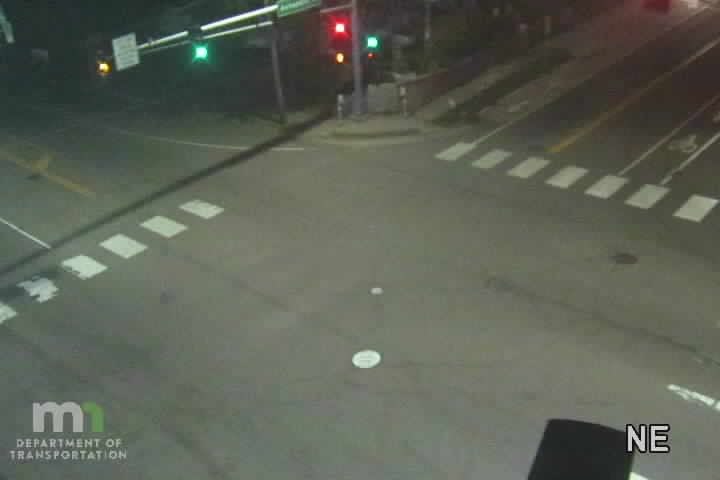 Robert St SB @ Annapolis St live camera view