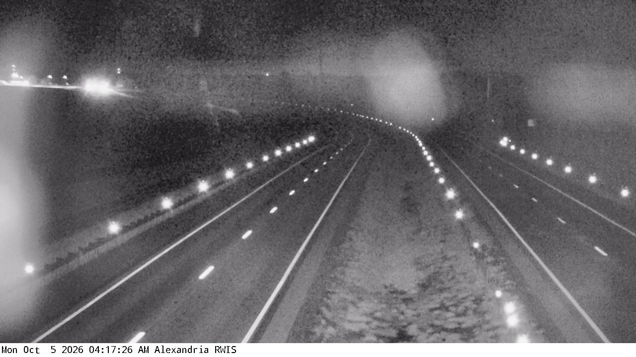 I-94 (Alexandria - MP 104) View 1 live camera view