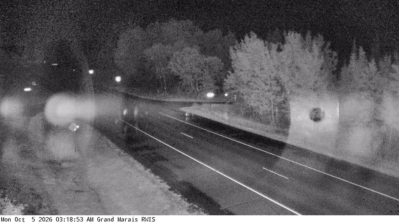 T.H.61 (Grand Marais - MP 110.8) View 1 live camera view