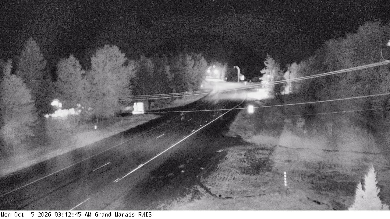 T.H.61 (Grand Marais - MP 110.8) View 4 live camera view