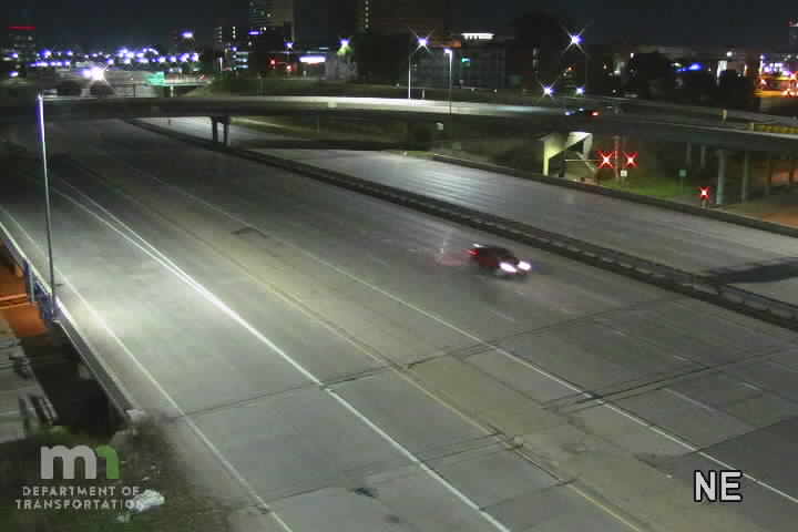 I-35W SB @ 3rd St live camera view