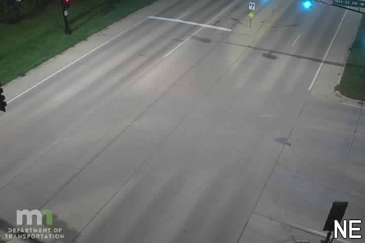 C.S.A.H.22 EB @ 16th St SW live camera view