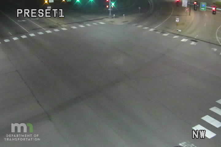 T.H.7 EB @ Blake Rd (Aquila Av) live camera view