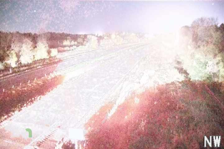 I-35 NB @ Rush Point Dr (Co Rd 7 - MP 159.1) live camera view