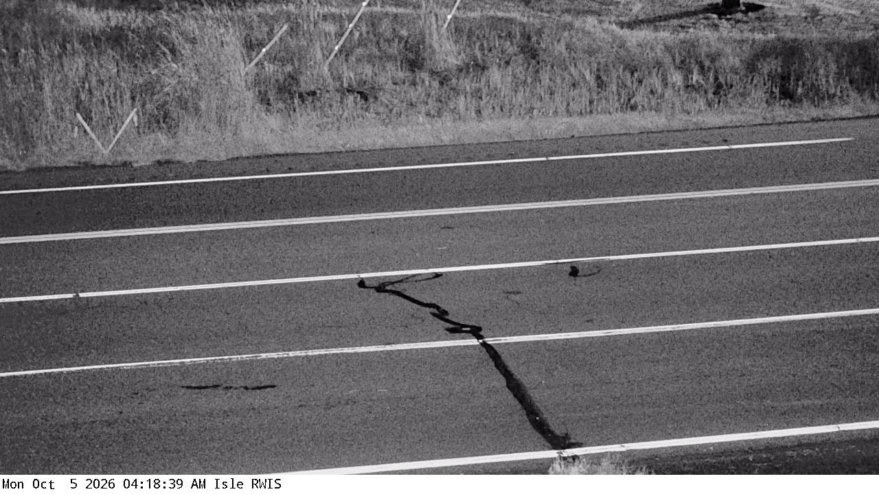 T.H.47 (Isle - MP 89.0) View 2 live camera view