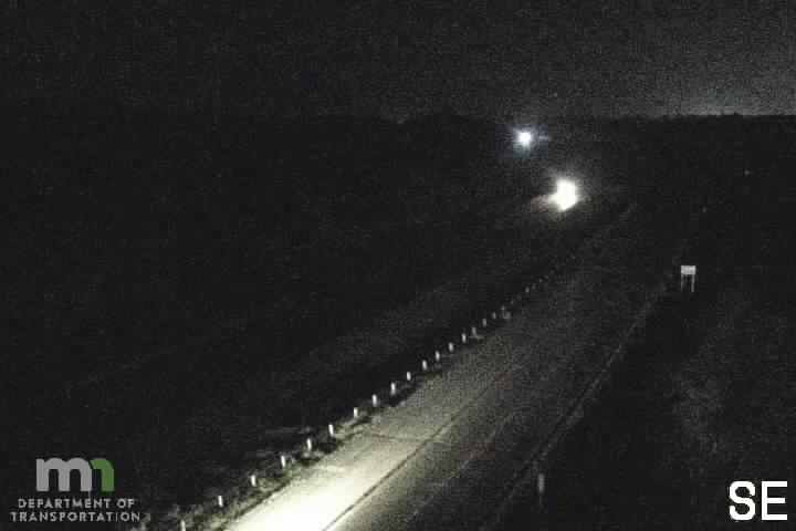 I-35 SB (MP 52.0) live camera view