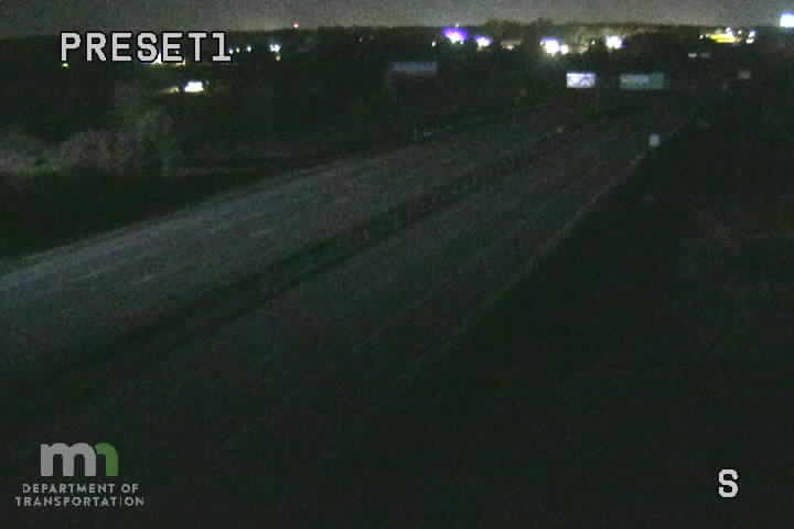 I-35E SB N of Co Rd 96 (MP 118.3) live camera view