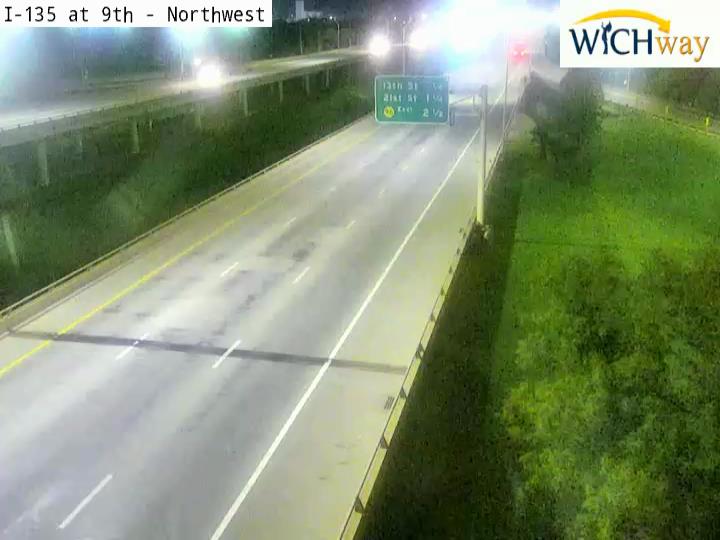 I-135 at 9th live camera view