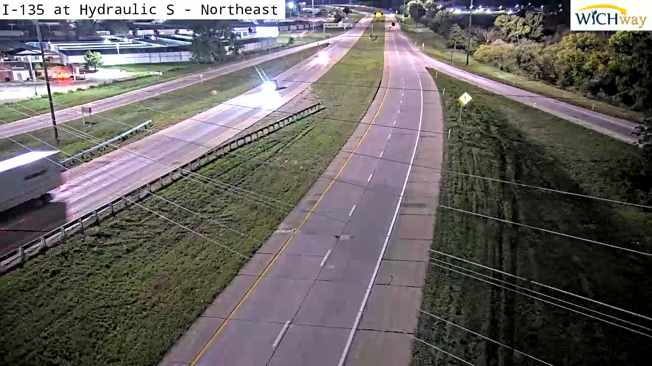 I-135 at Hydraulic S live camera view
