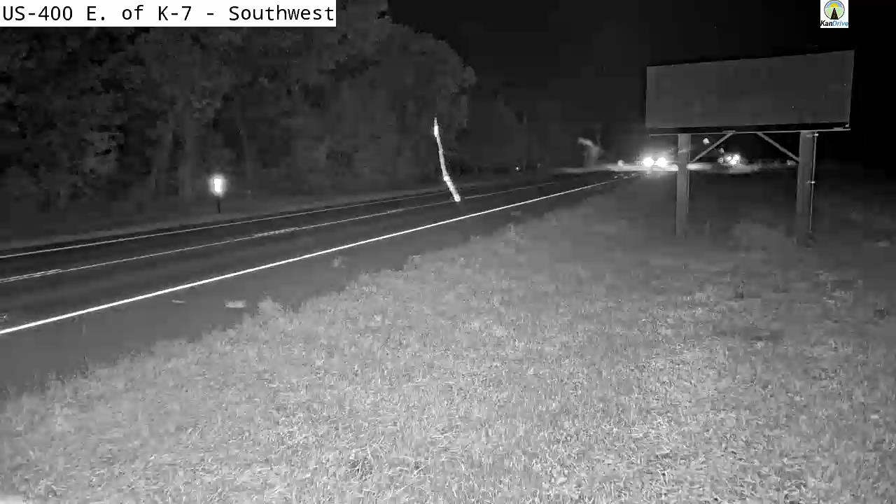 US-400 E. of K-7 live camera view