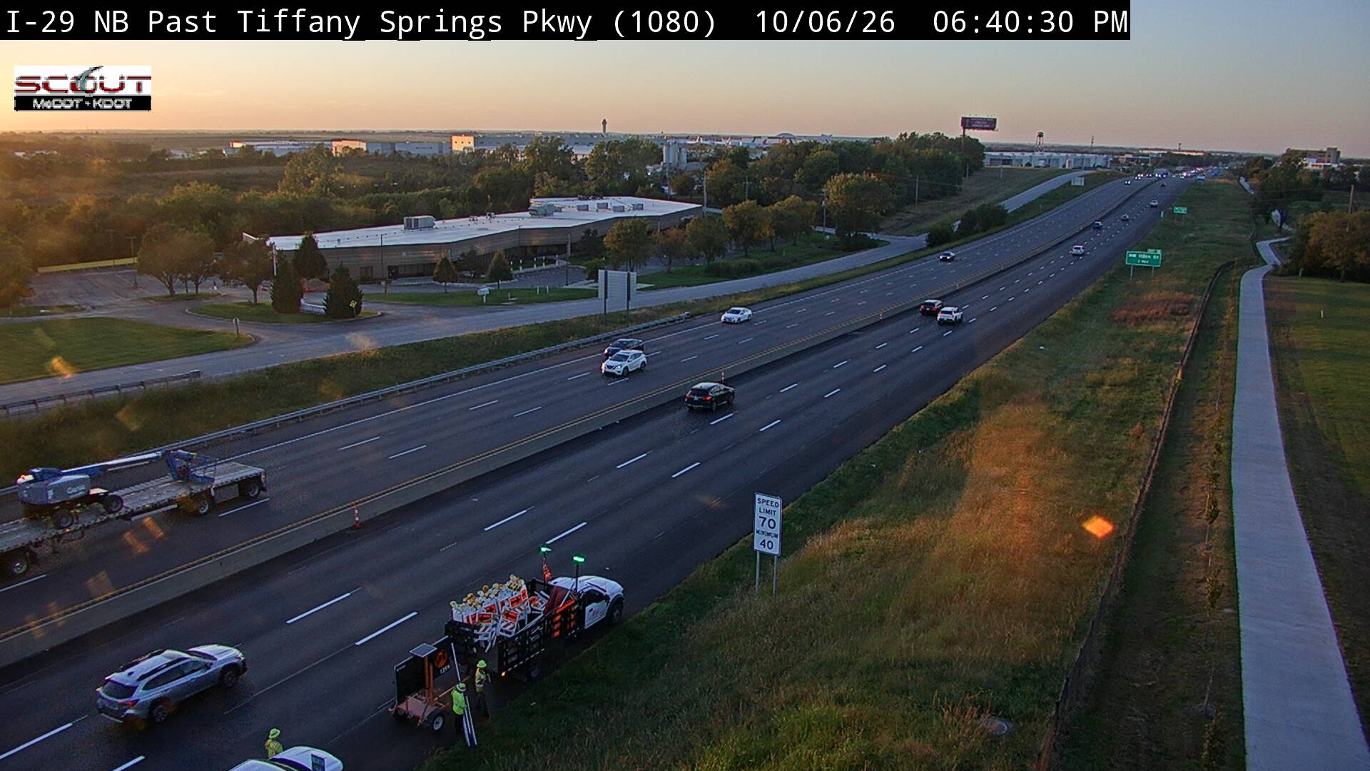 I-29 N @ N of Tiffany Springs Pkwy live camera view