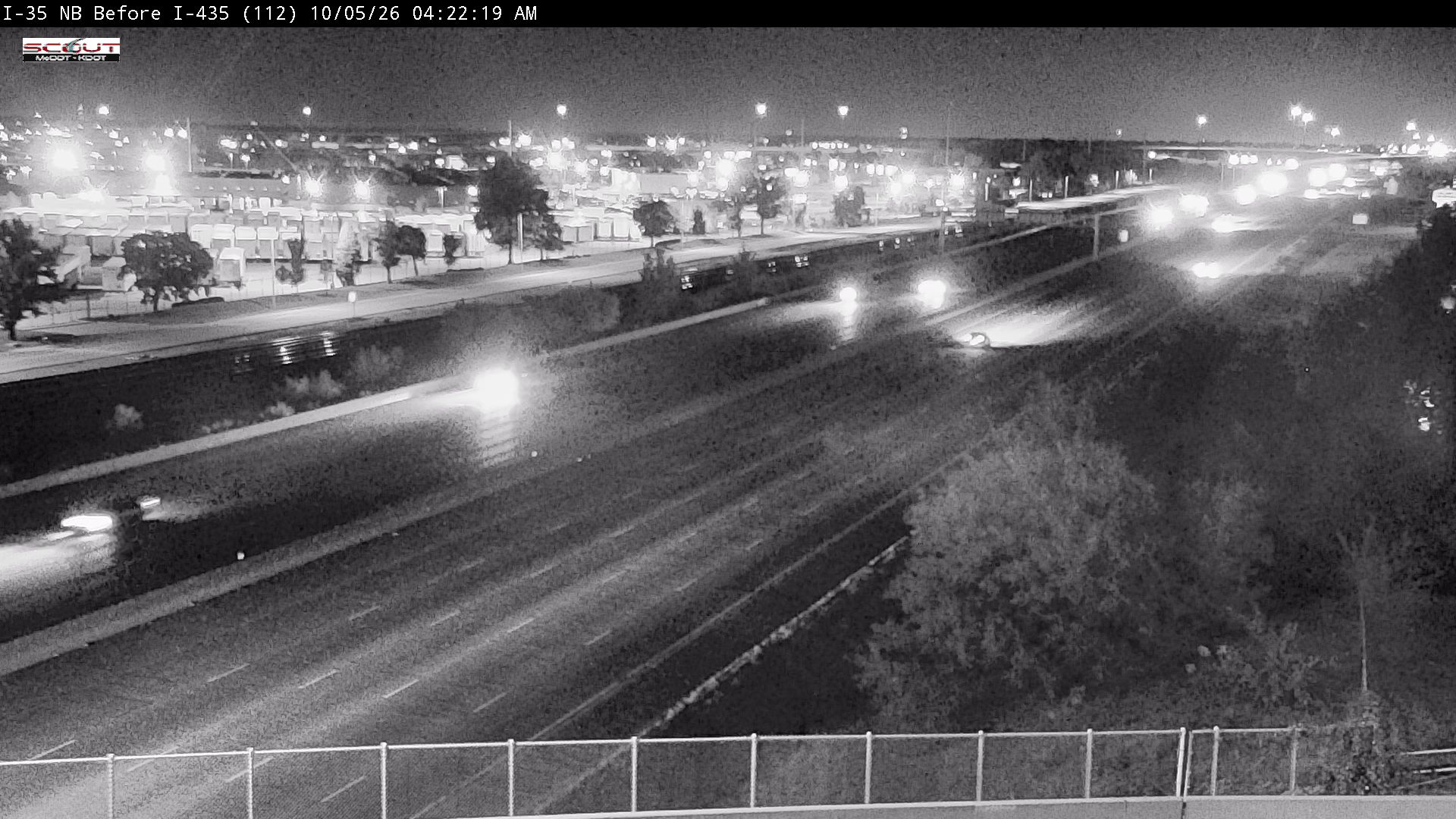 I-35 N @ S OF I-435 live camera view