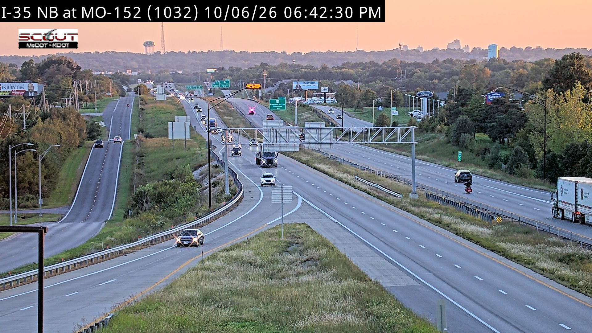 I-35 N @ at 152 HWY live camera view