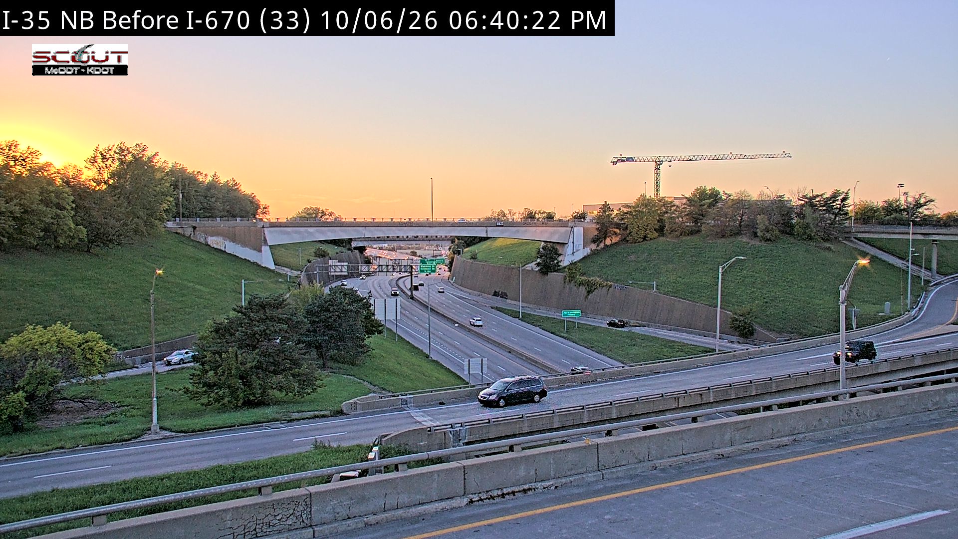 I-35 N @ South of I-670 live camera view