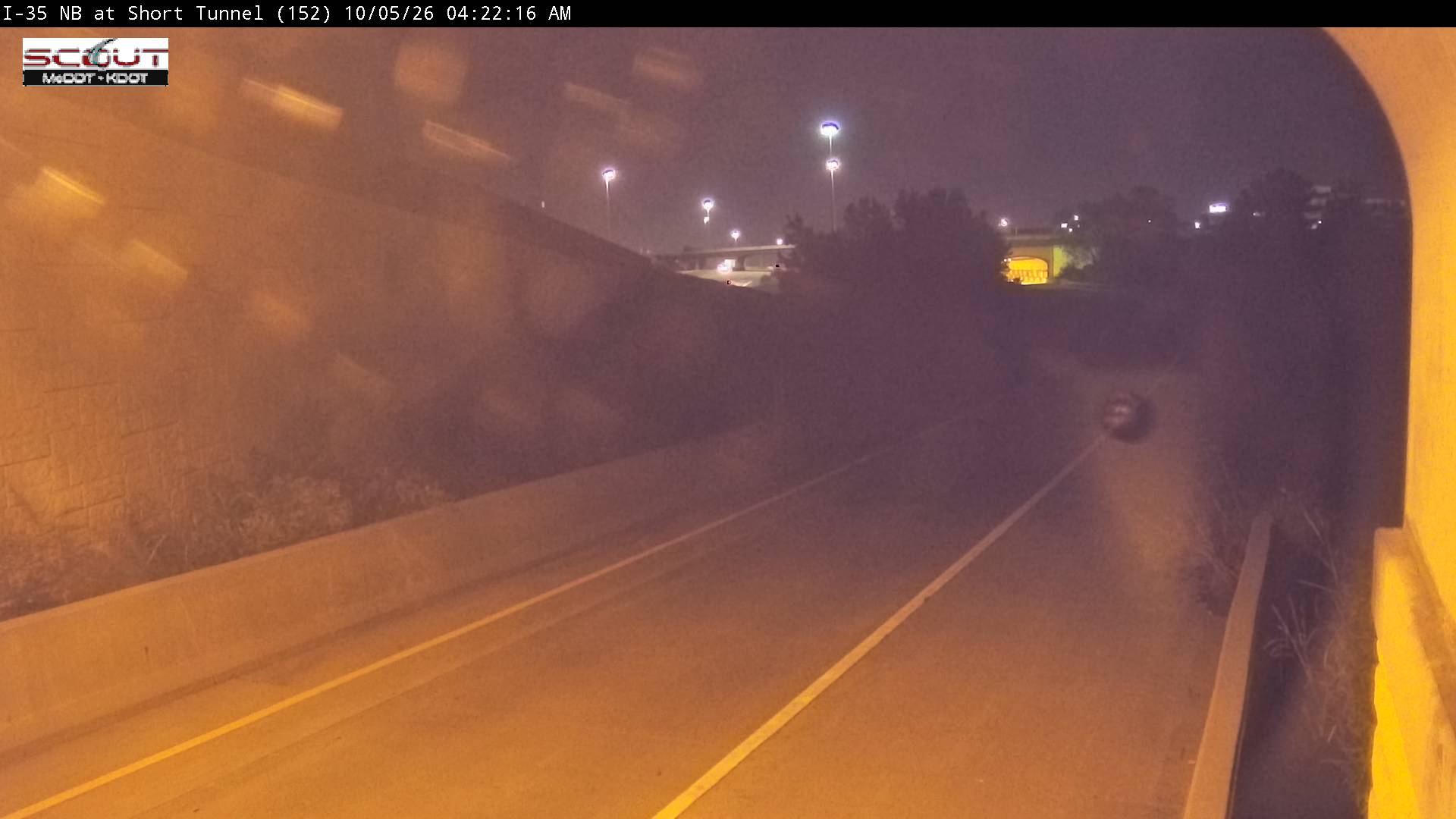 I-35 N @ US-69 Short Tunnel live camera view