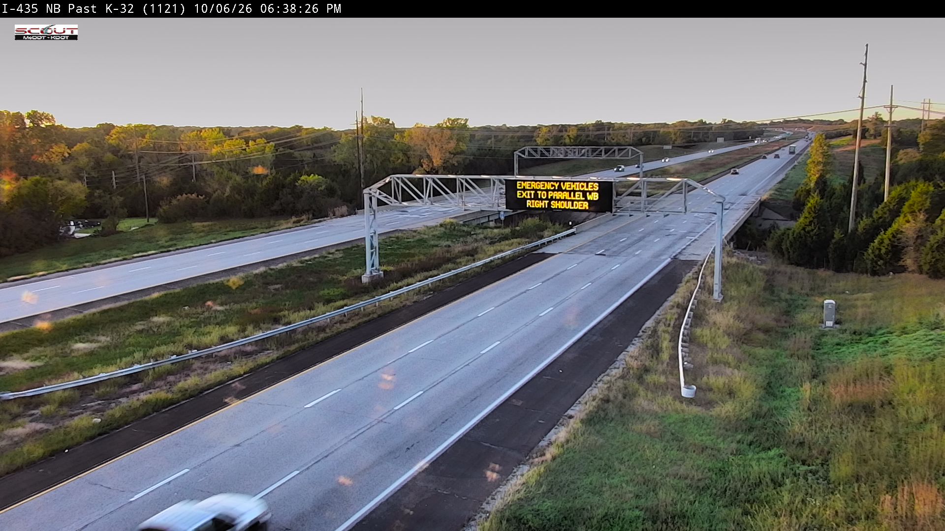 I-435 N @ North of K-32 live camera view