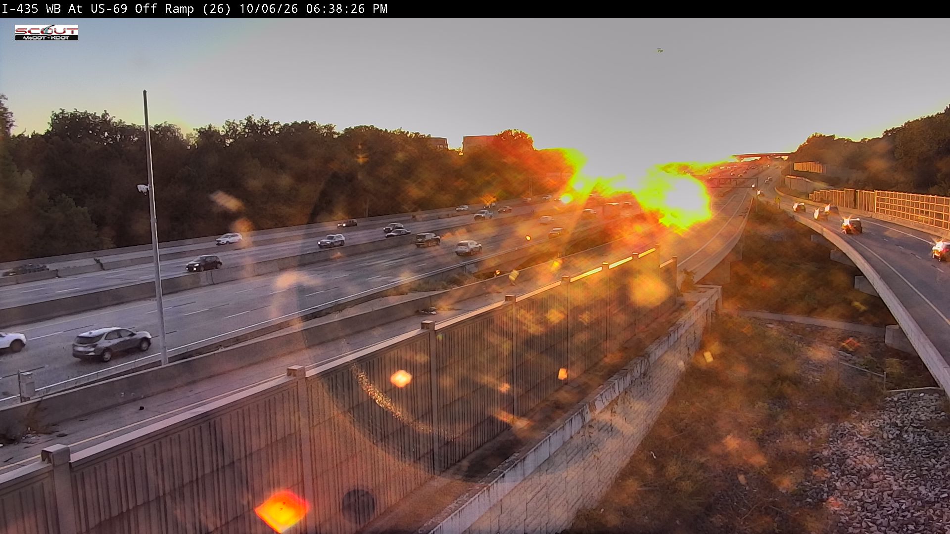 I-435 W @ 69 Offramp live camera view