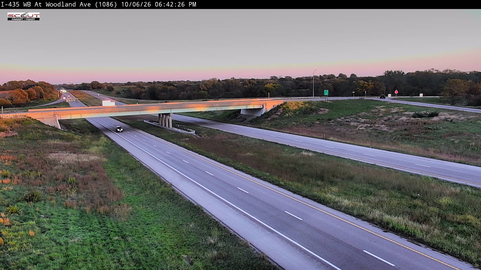 I-435 W @ Woodland Ave live camera view