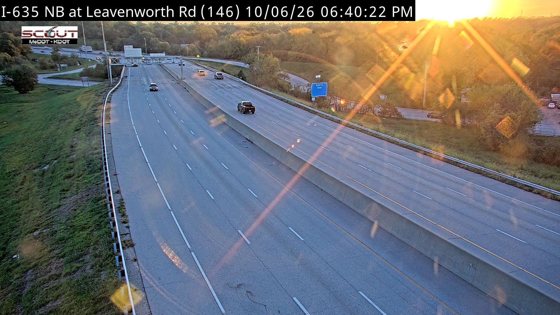 I-635 N @ at LEAVENWORTH RD live camera view