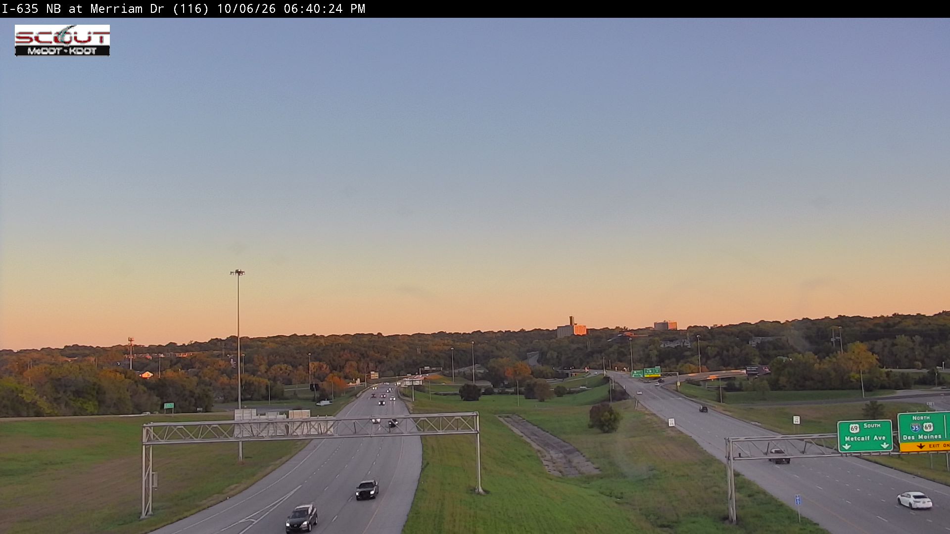 I-635 N @ at MERRIAM DR live camera view