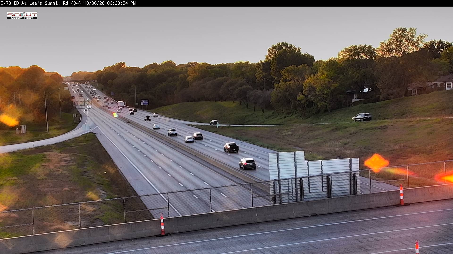 I-70 E @ Lees Summit Rd live camera view