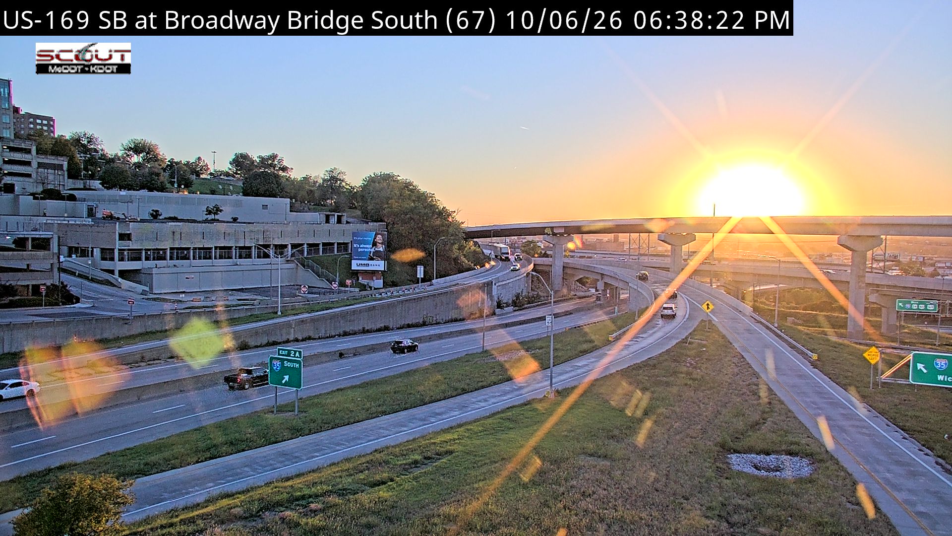 US-169 N @ Broadway Br S live camera view