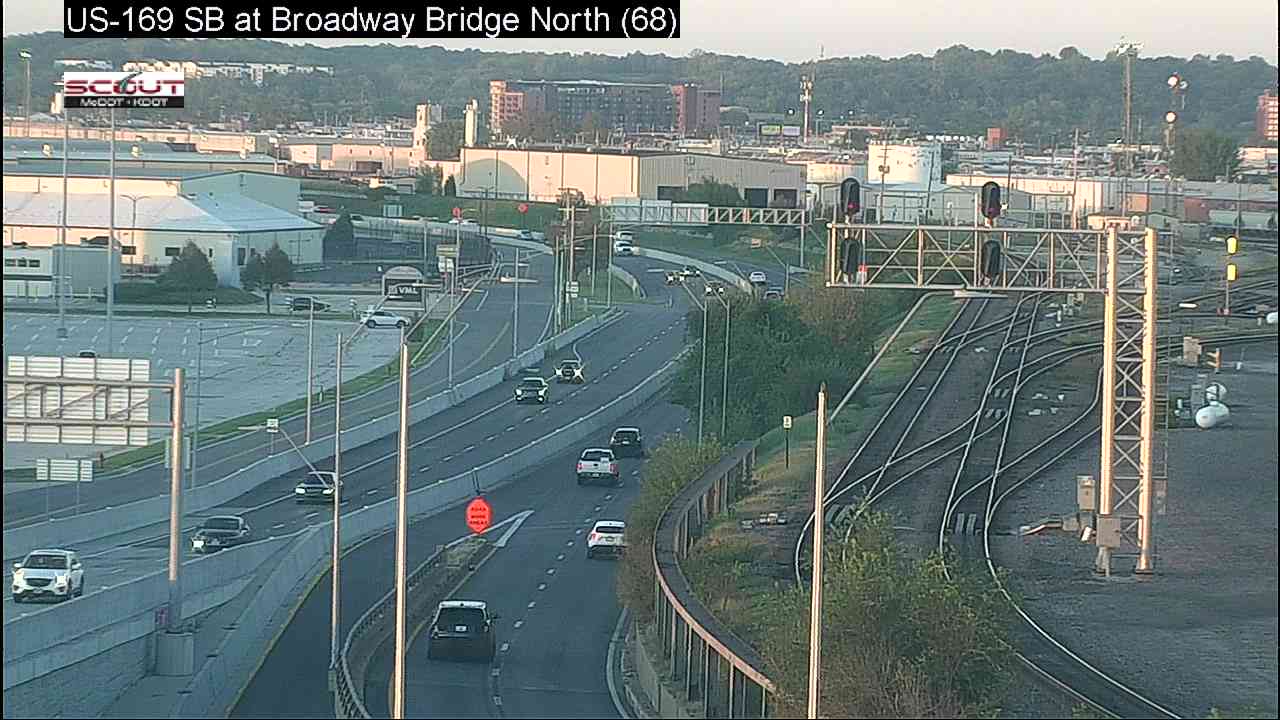 US-169 S @ Broadway Br N live camera view