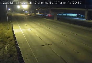 I-225 MP 4.25 SB, 0.3 miles N of S Parker Rd/CO 83 live camera view