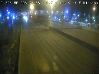 I-225 MP 6.35 SB, 0.7 miles S of E Mississippi Ave live camera view