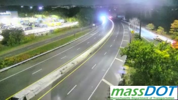Rt1 NB MM53.4 Revere past Rt 60 Squire Rd Rotary (North) live camera view