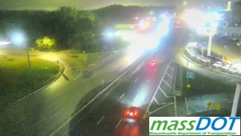 Rt1 SB MM55.5 Saugus past Essex St (South) live camera view