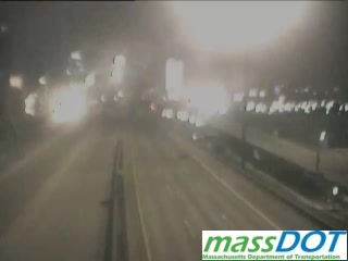 I-93 ME MM16.3 Boston past Frontage Rd merge (North) live camera view
