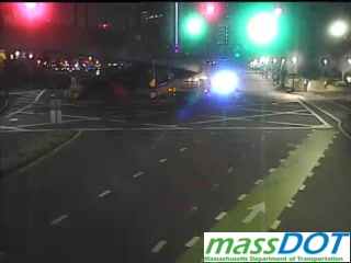 RoadOHWY SB MM0.1 Boston Leverett Circle (South) live camera view
